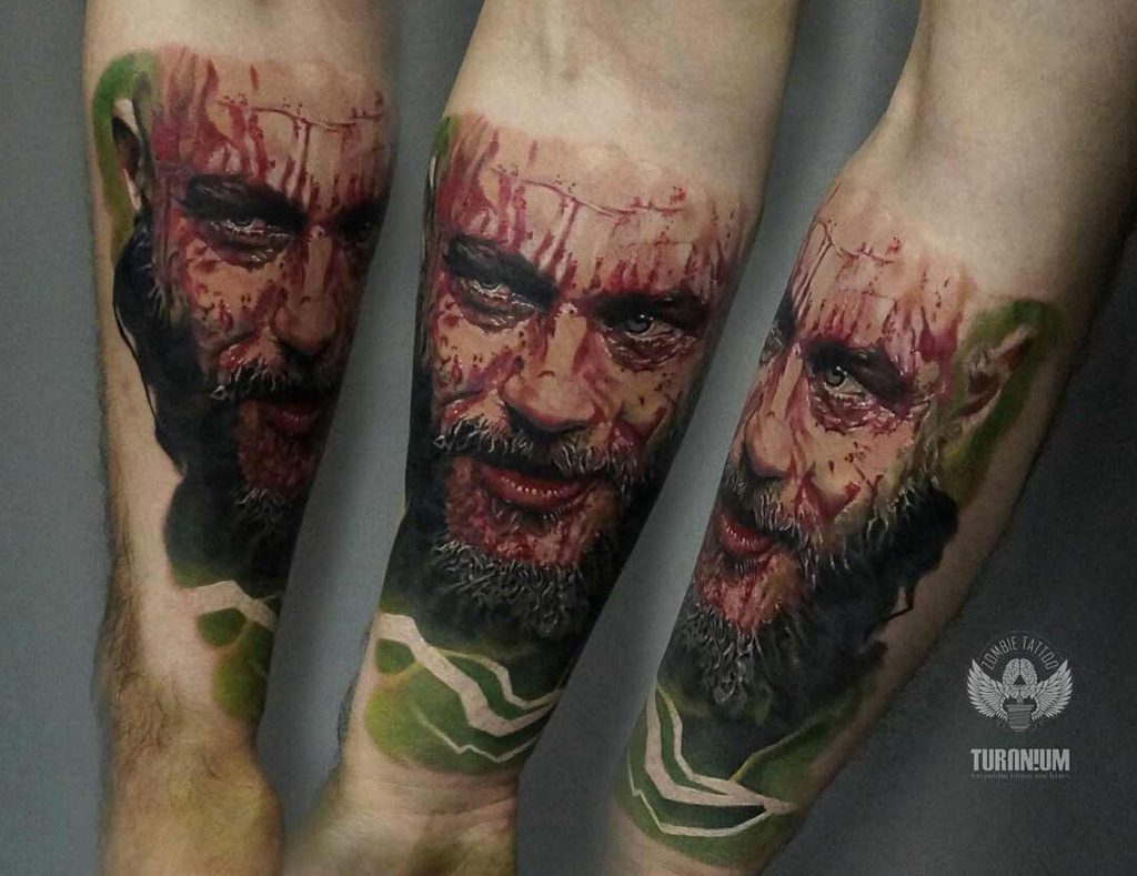 tatuaje ragnar vikings a color